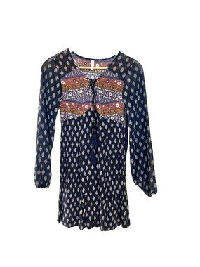 Boho style dress, size XS, knee length, flowy, artsy, casual